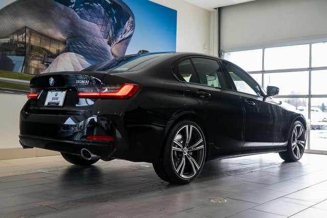 2023 BMW 3 Series 330i xDrive