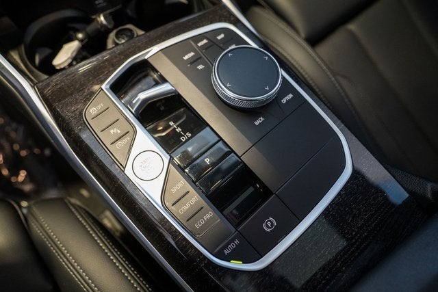 2023 BMW 3 Series 330i xDrive