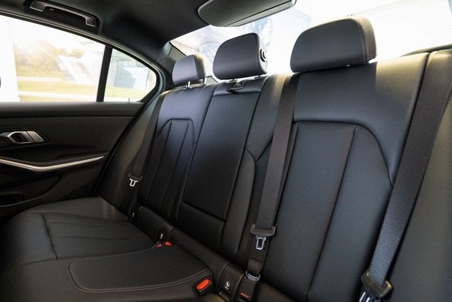 2023 BMW 3 Series 330i xDrive