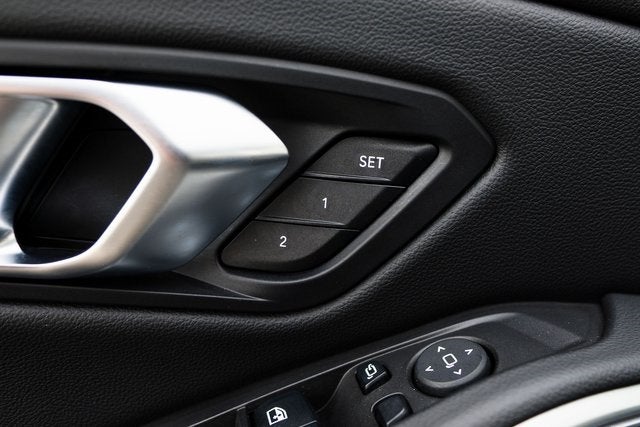 2023 BMW 3 Series 330i xDrive