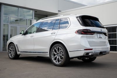 2026 BMW X7 xDrive40i