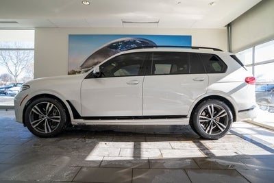 2022 BMW X7 xDrive40i