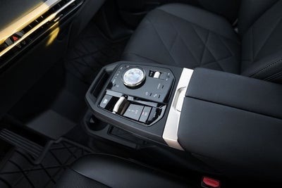 2026 BMW iX xDrive45