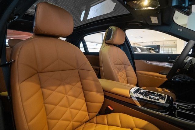 2026 BMW 7 Series 740i xDrive