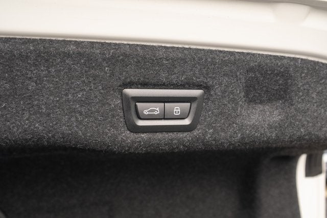 2026 BMW 5 Series 530i xDrive