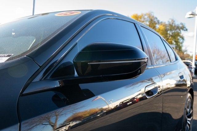 2025 BMW i5 xDrive40