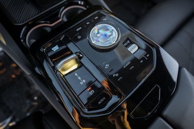 2025 BMW i5 xDrive40