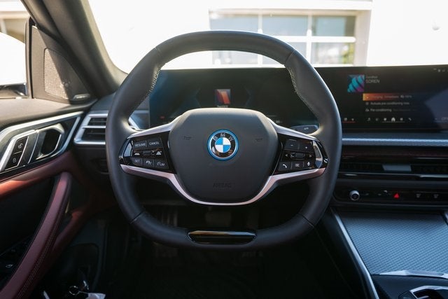 2025 BMW i4 eDrive40