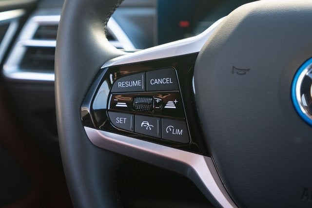 2025 BMW i4 eDrive40