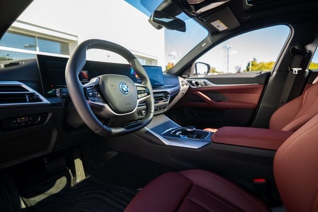 2025 BMW i4 eDrive40