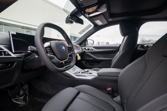 2025 BMW i4 xDrive40