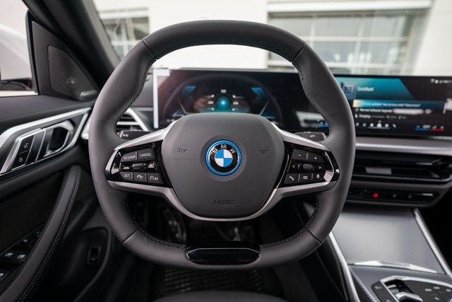 2025 BMW i4 xDrive40
