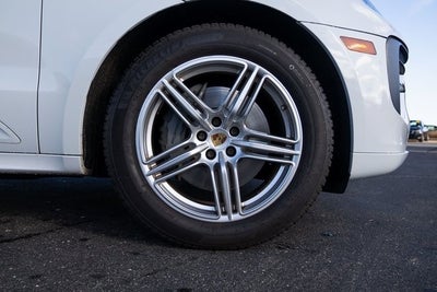 2019 Porsche Macan S