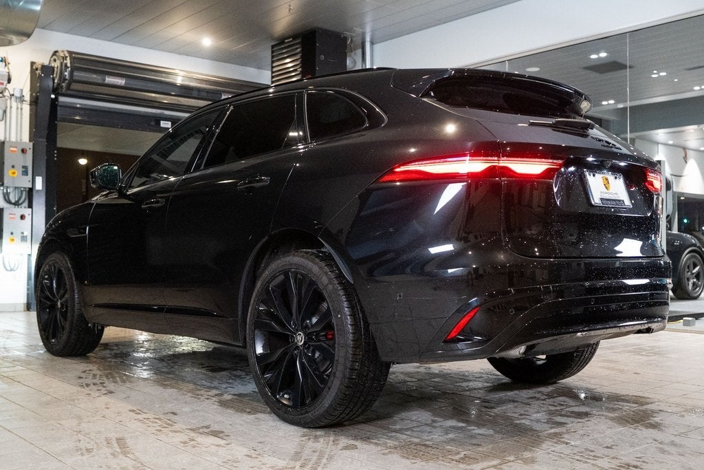 2024 Jaguar F-PACE P250 R-Dynamic S