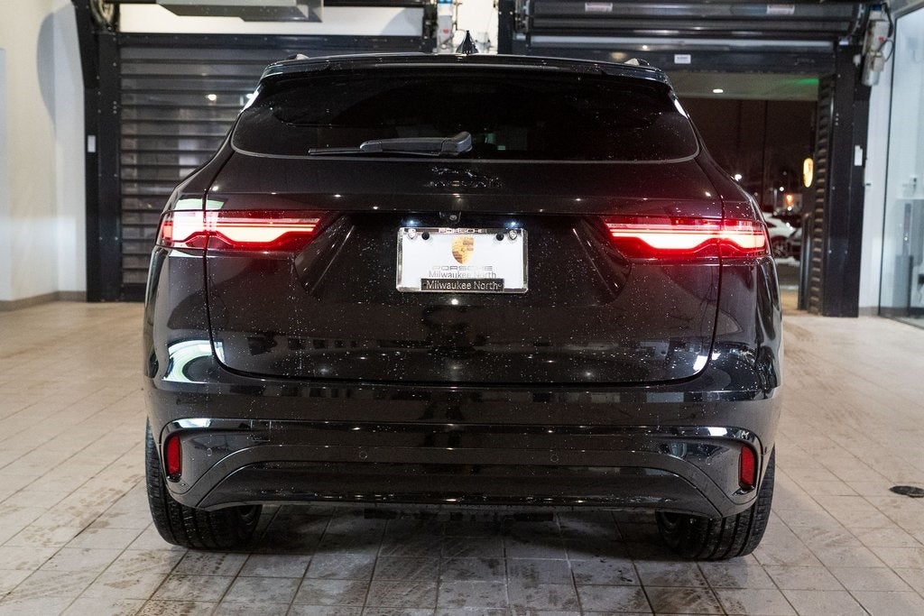2024 Jaguar F-PACE P250 R-Dynamic S