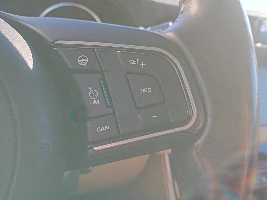 2017 Jaguar XF 35t Premium