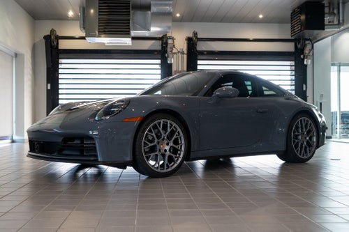 2025 Porsche 911 Carrera