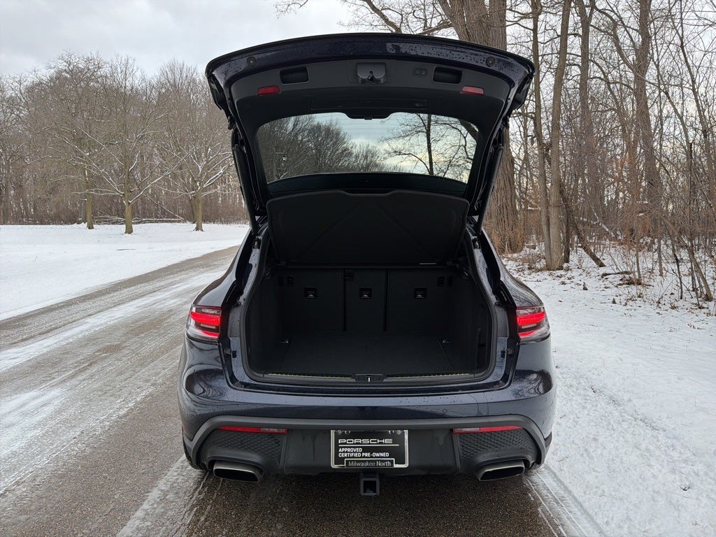 2023 Porsche Macan AWD