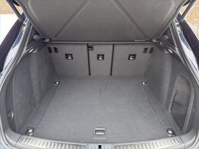 2023 Porsche Macan AWD