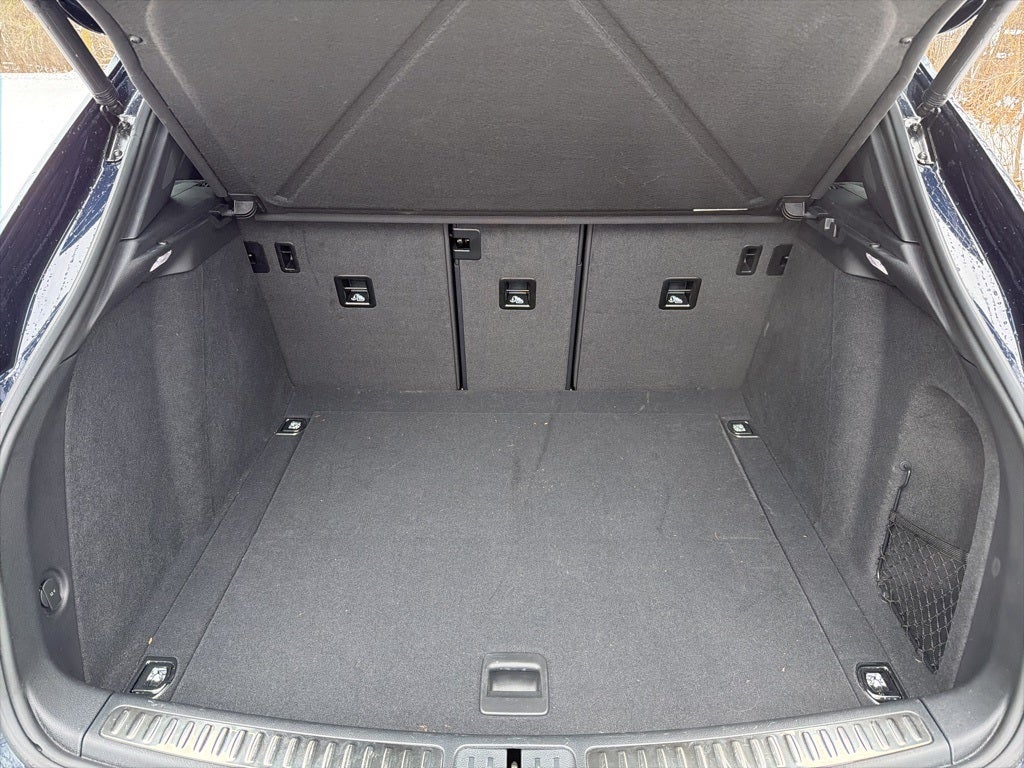 2023 Porsche Macan AWD