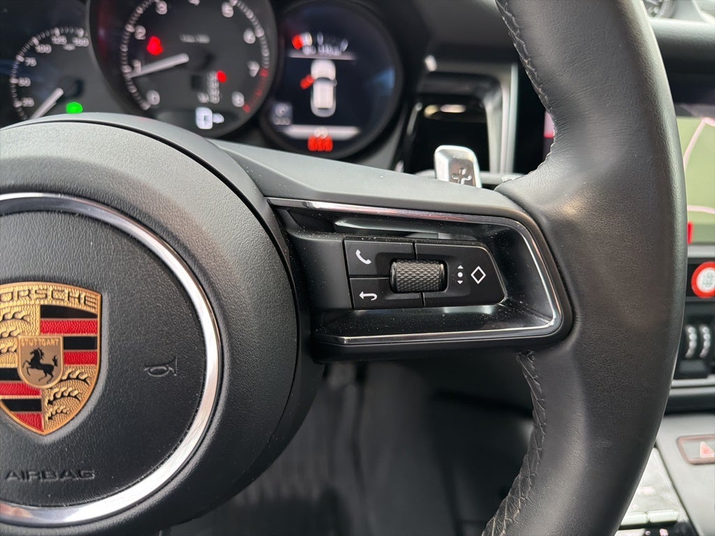 2023 Porsche Macan AWD