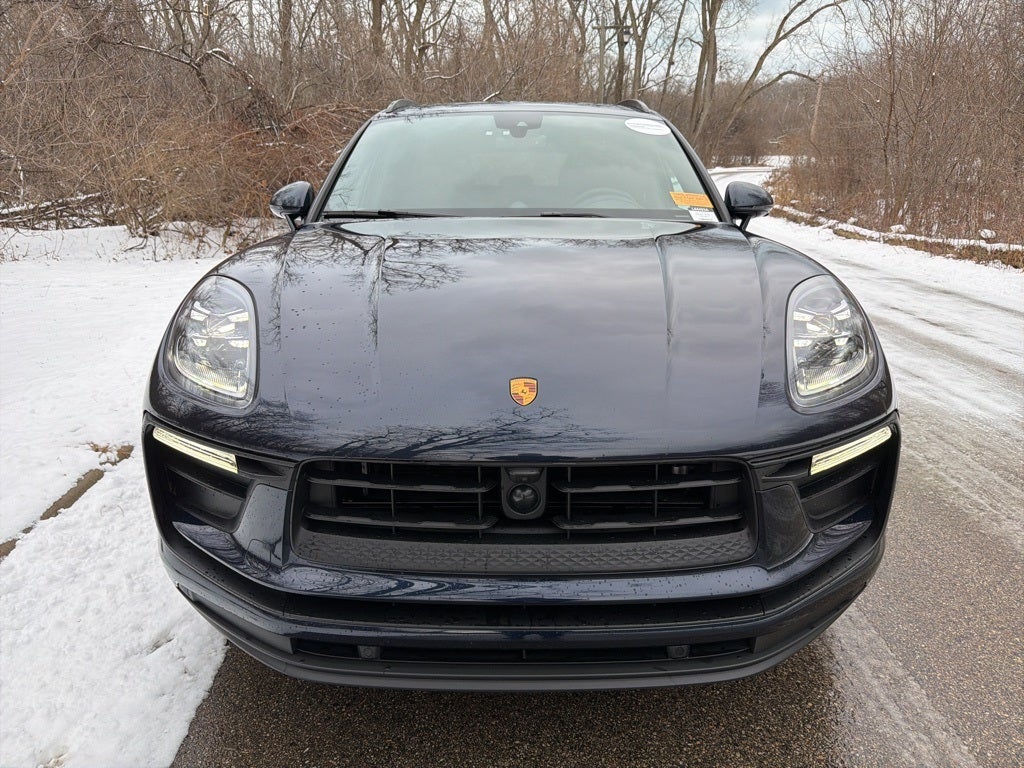 2023 Porsche Macan AWD