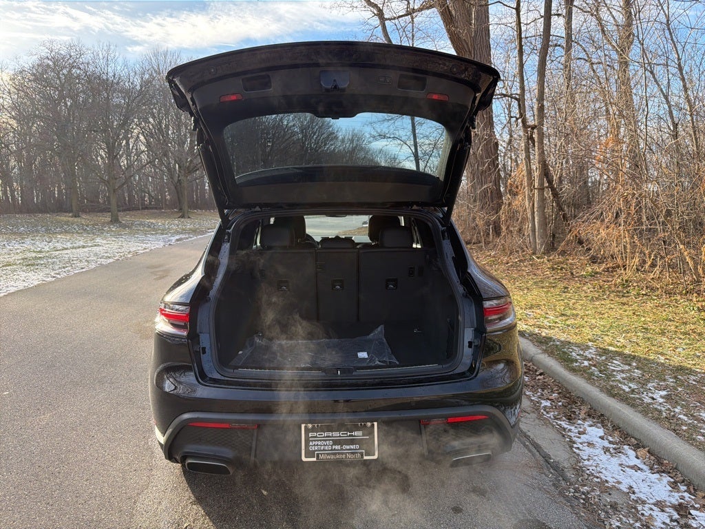 2025 Porsche Macan AWD