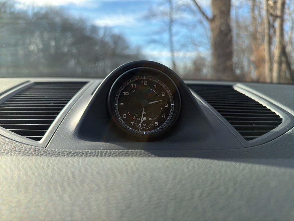 2025 Porsche Macan AWD