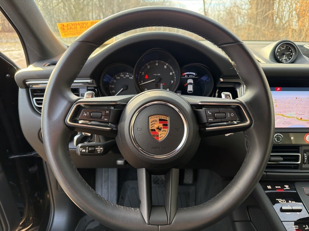 2025 Porsche Macan AWD