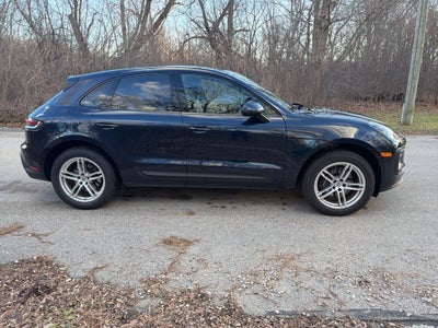 2023 Porsche Macan T