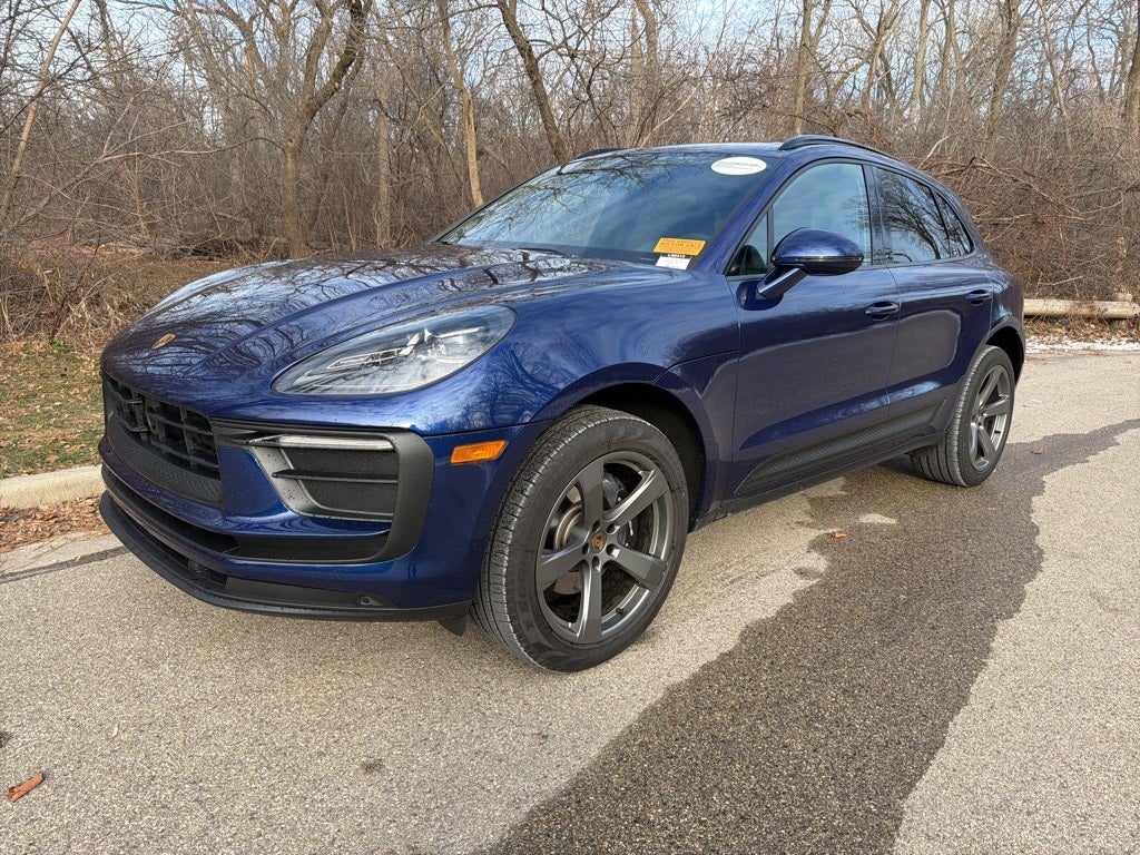 2025 Porsche Macan AWD