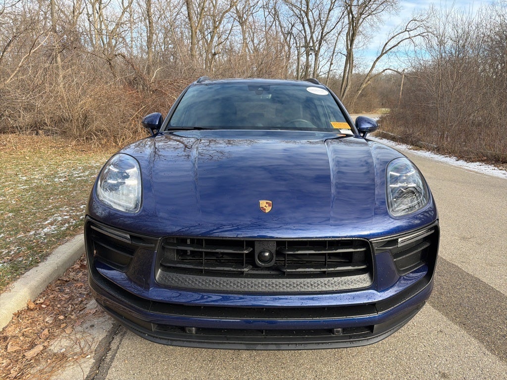 2025 Porsche Macan AWD