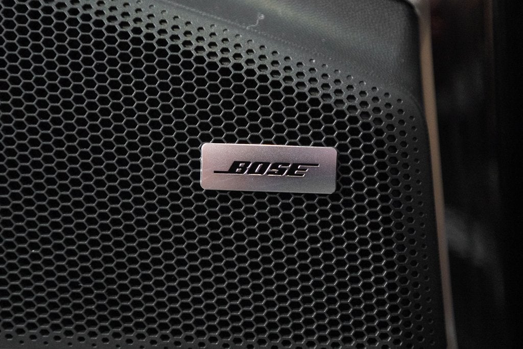 2025 Porsche Macan Electric Premium