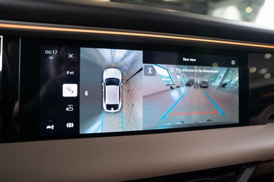 2025 Porsche Macan Electric Premium