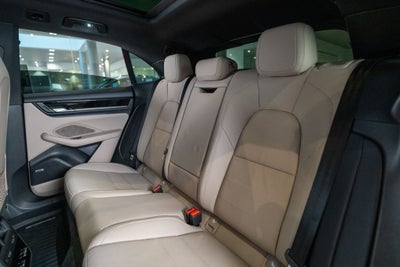 2025 Porsche Macan Electric Premium