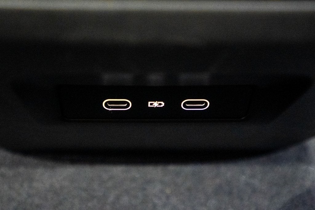 2025 Porsche Macan Electric Premium