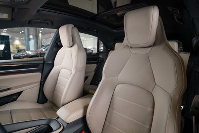 2025 Porsche Macan Electric Premium