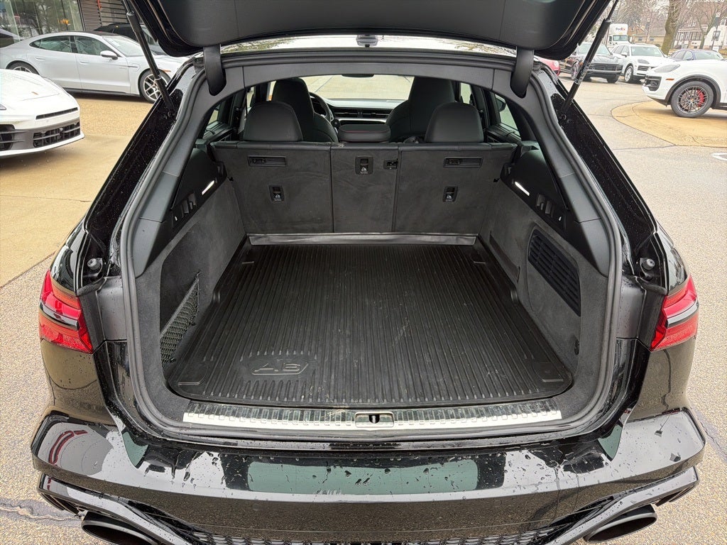 2022 Audi RS 6 4.2 quattro