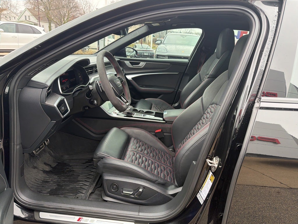 2022 Audi RS 6 4.2 quattro