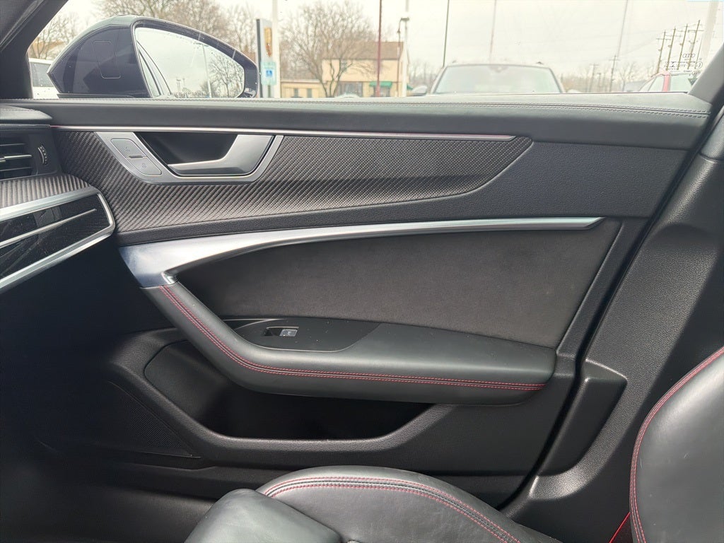 2022 Audi RS 6 4.2 quattro