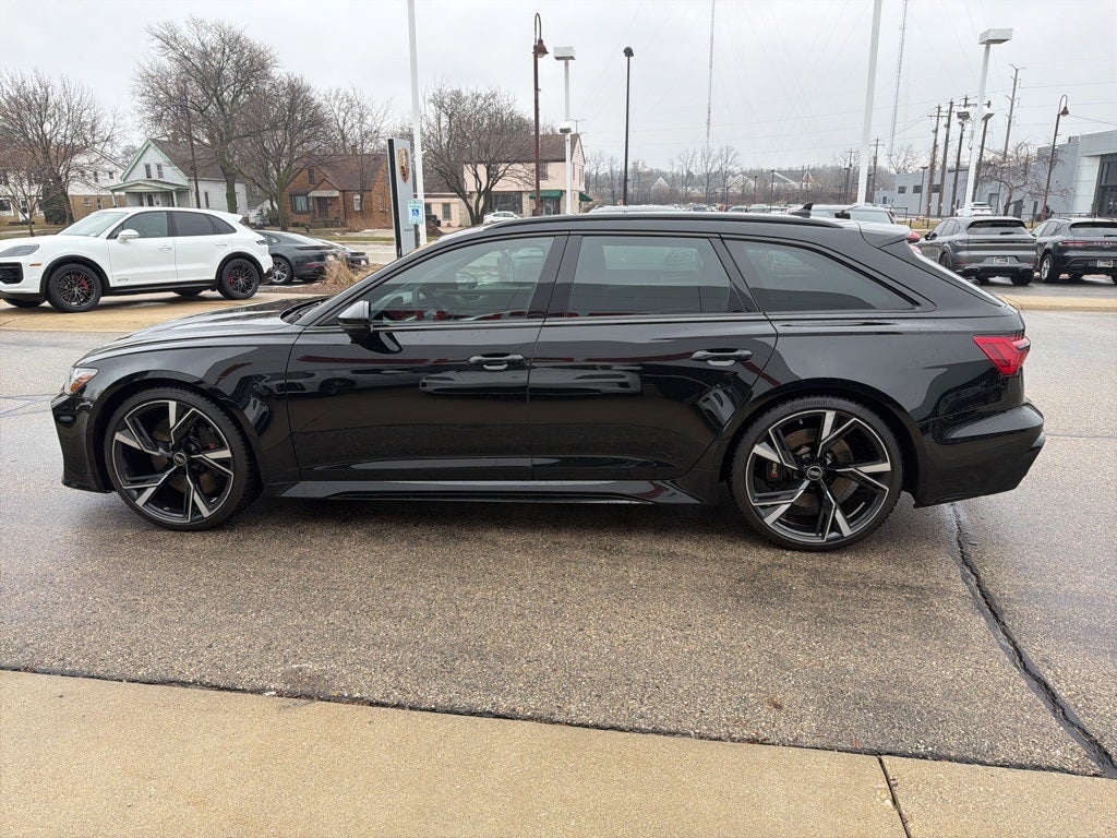 2022 Audi RS 6 4.2 quattro