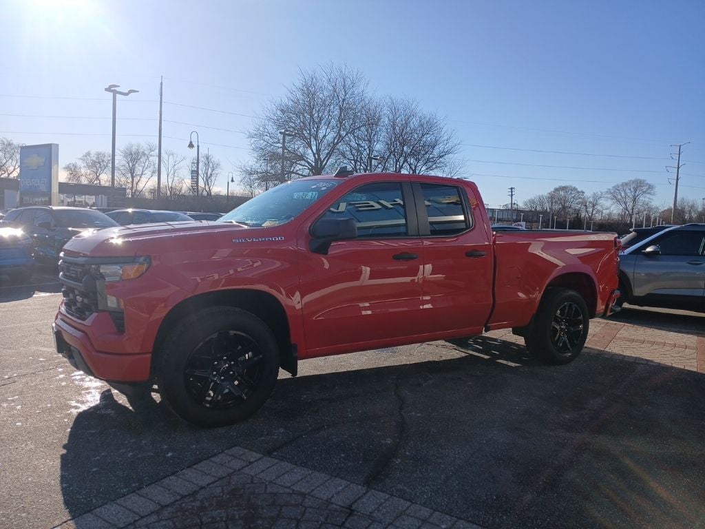 2023 Chevrolet Silverado 1500 Custom