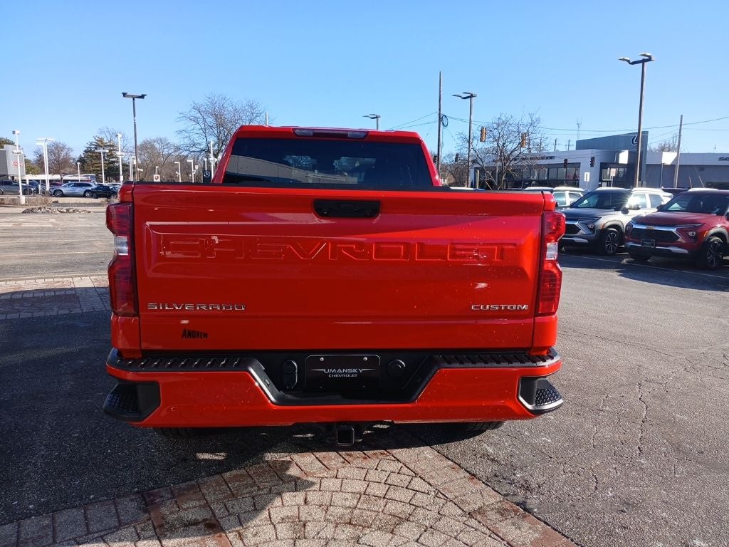 2023 Chevrolet Silverado 1500 Custom