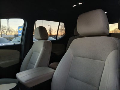 2022 Chevrolet Traverse LS