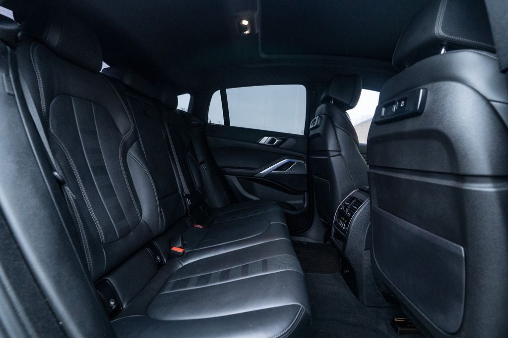 2022 BMW X6 xDrive40i