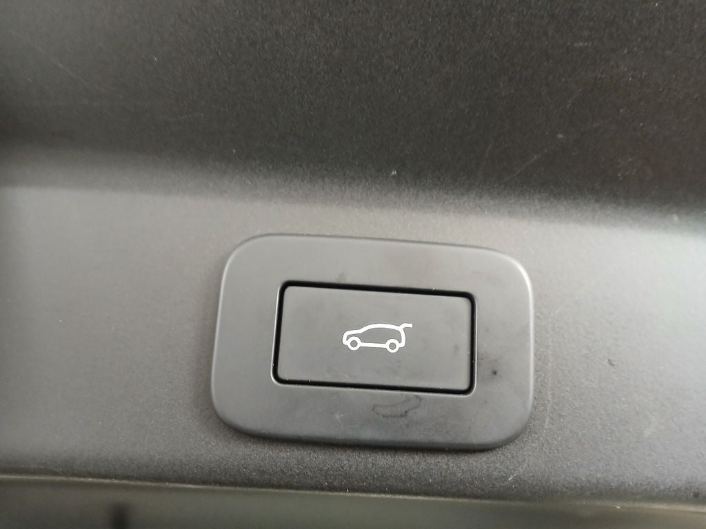 2025 Jaguar F-PACE P400 R-Dynamic S