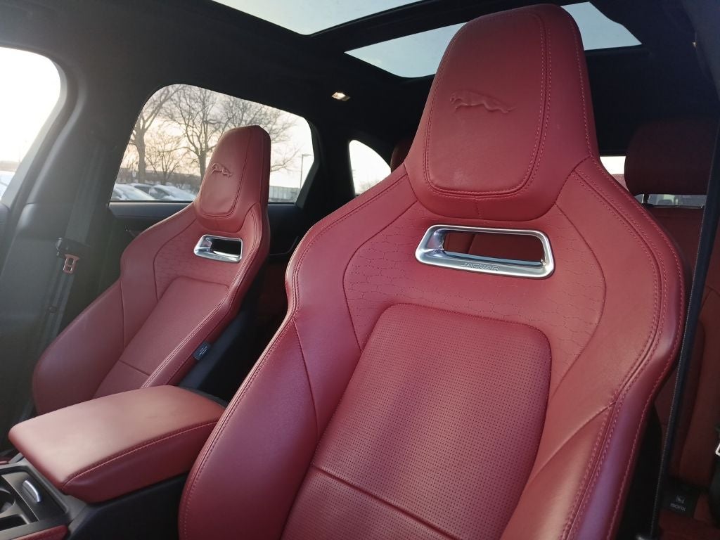 2025 Jaguar F-PACE P400 R-Dynamic S