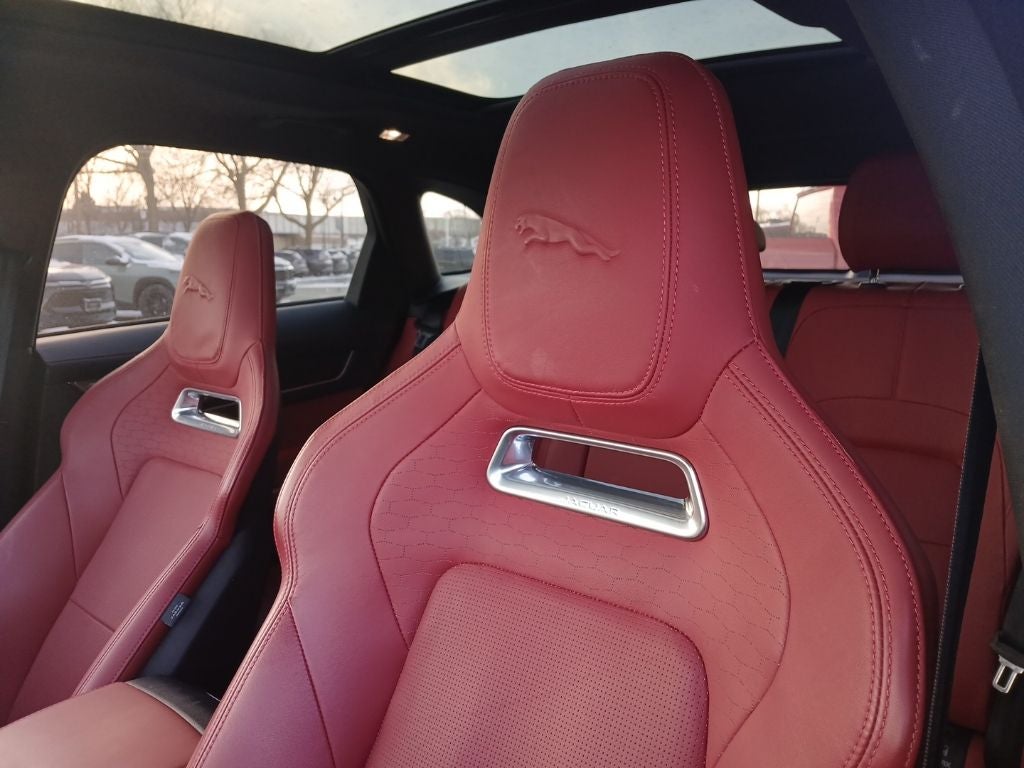 2025 Jaguar F-PACE P400 R-Dynamic S