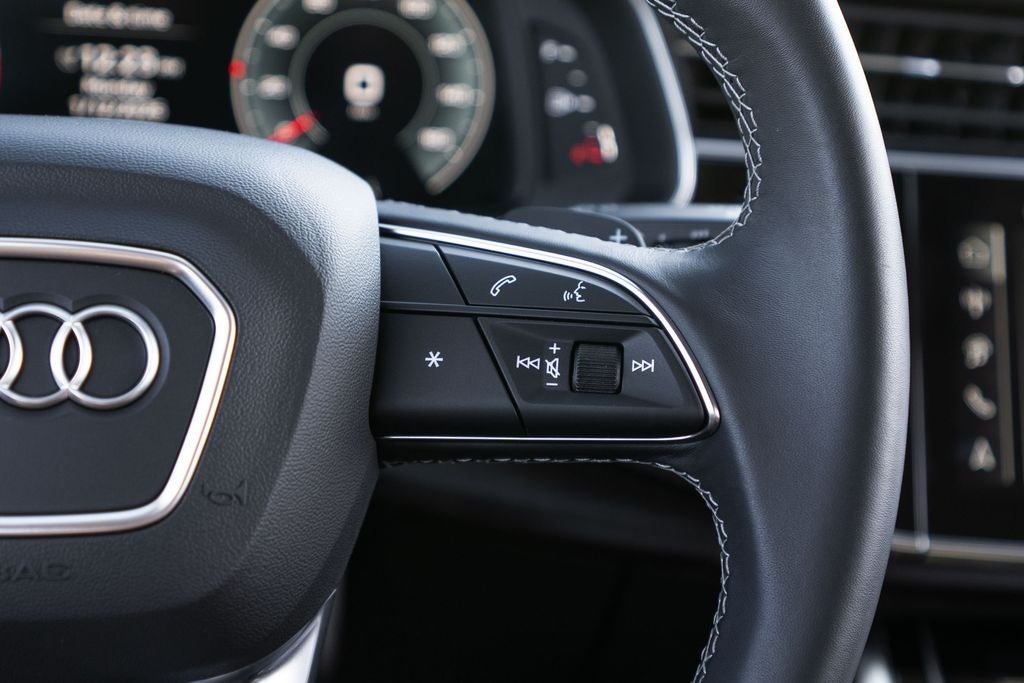 2025 Audi Q7 45 Premium Plus quattro