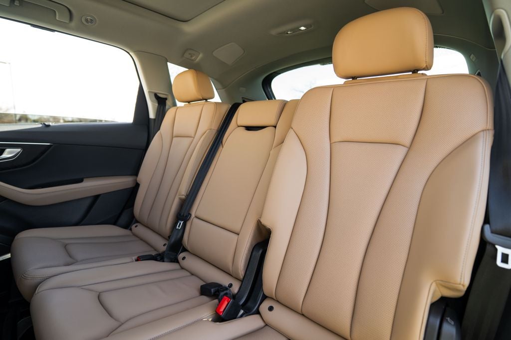 2025 Audi Q7 45 Premium Plus quattro